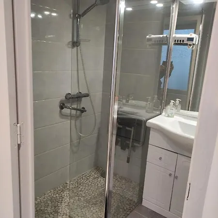 Maison Proche Gare Avec Exterieur * Neufchâteau