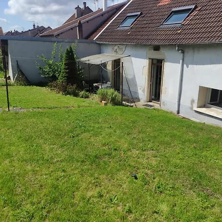 Maison Proche Gare Avec Exterieur