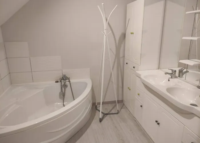 Maison Proche Gare Avec Exterieur Holiday home *