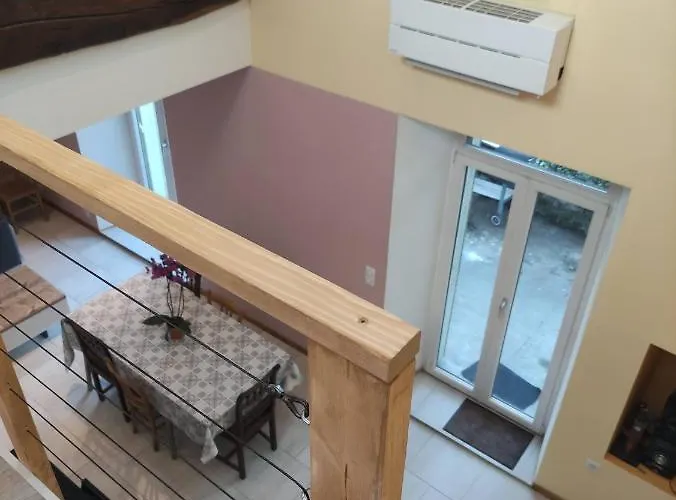 Holiday home Maison Proche Gare Avec Exterieur